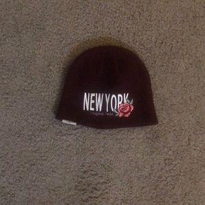 New York maroon beanie